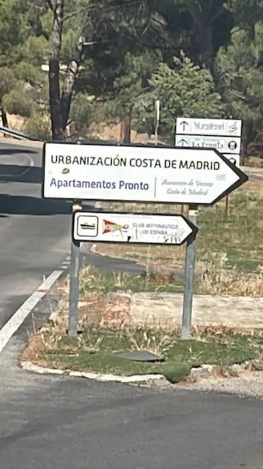 Apartamento De Lujo Vergel Suite San Martín de Valdeiglesias Exteriör bild