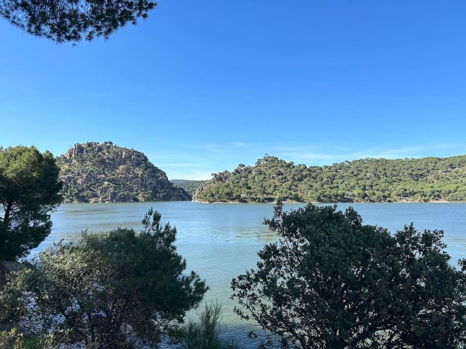 Apartamento De Lujo Vergel Suite San Martín de Valdeiglesias Exteriör bild